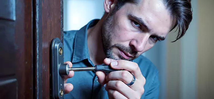 Eviction Locksmith Stratford