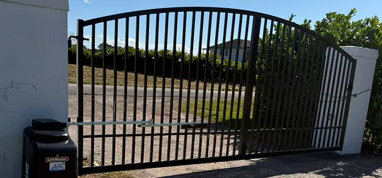 Driveway Fence Repair Stratford
