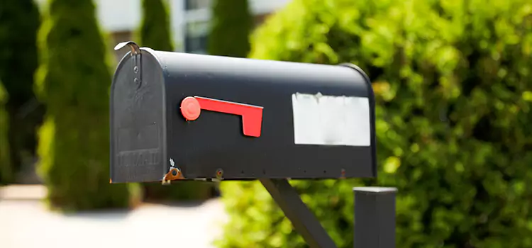 Secure Mailboxes for Packages Stratford